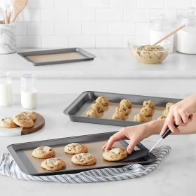 2-pack non-stick silicone baking mats with macaron templates